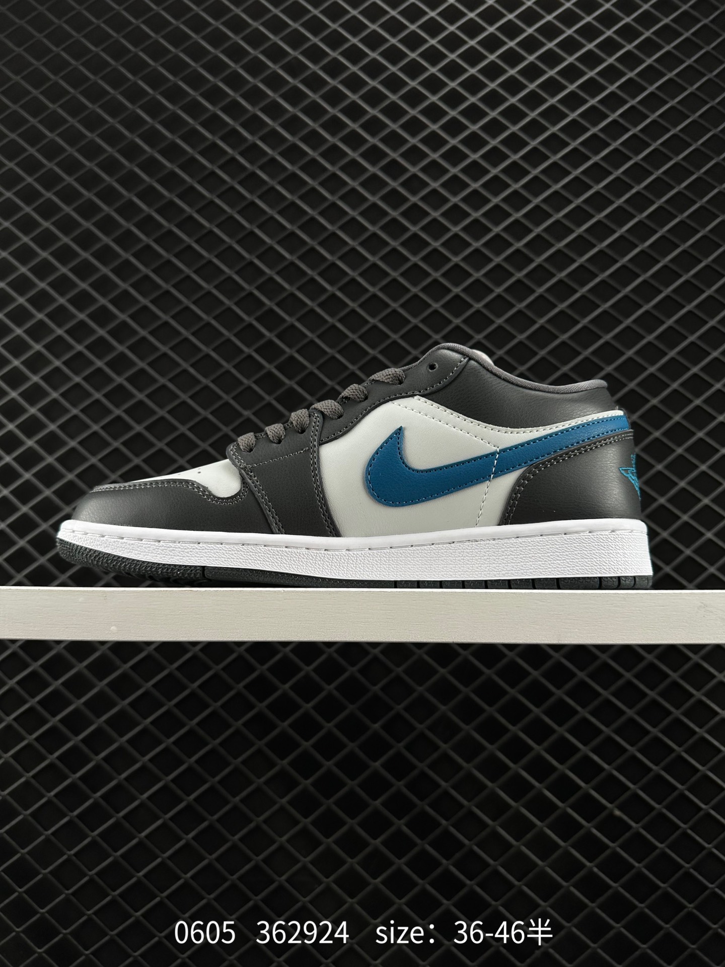 Air Jordan 1 Low AJ1